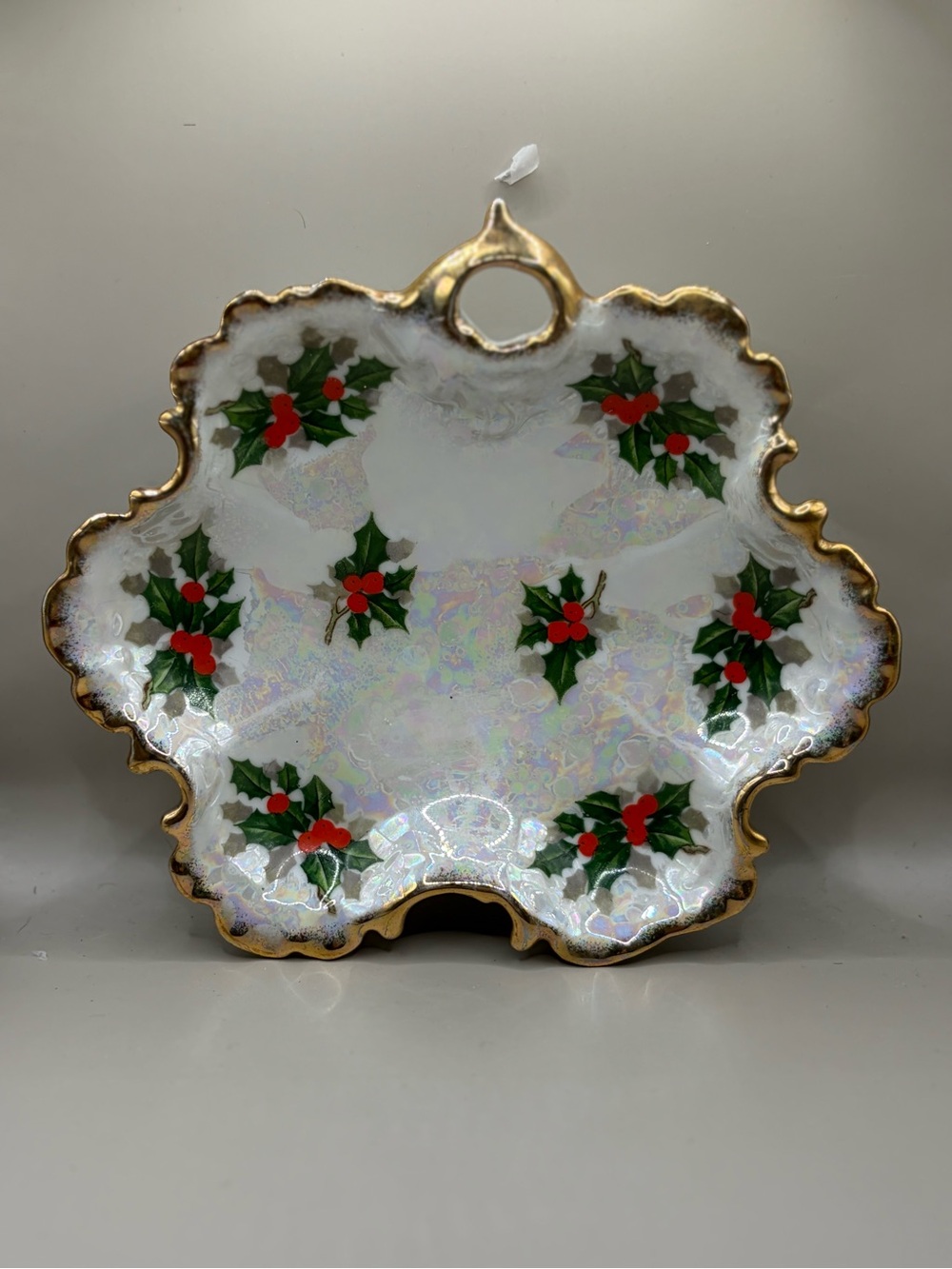 Ucagco Holiday Holly Decorative Trinket Disk White and Gold